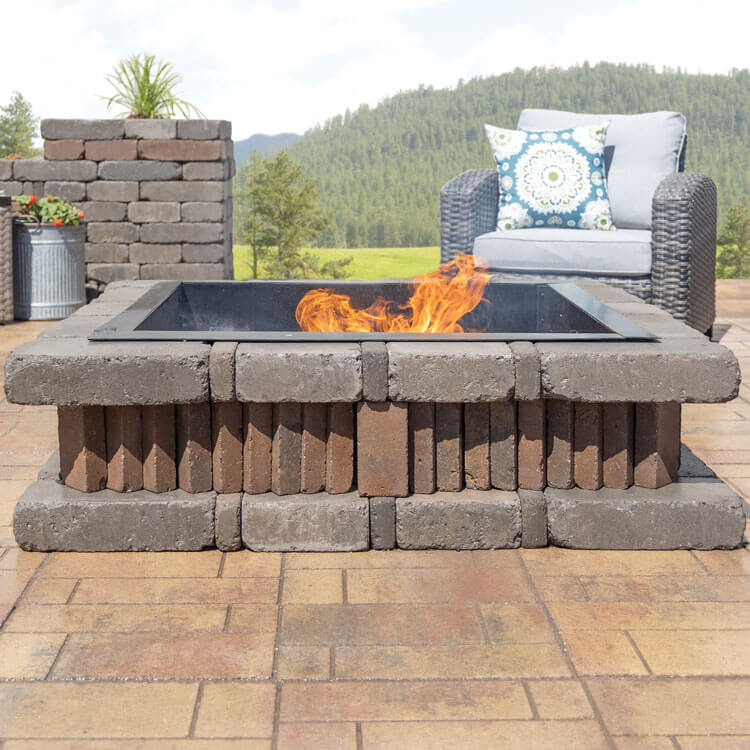 MM Concrete | Castle Rock Fire Pit